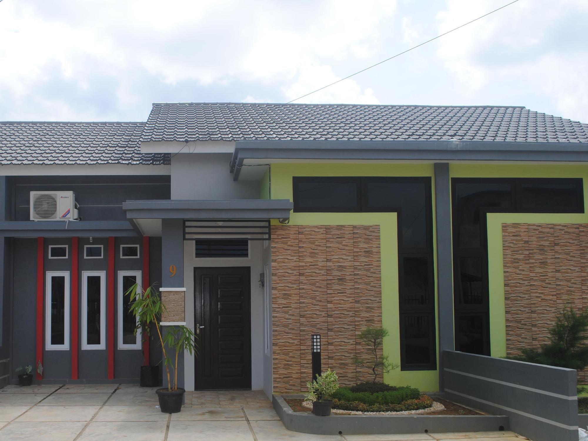 Golden Hawaii Villa Singkawang Buitenkant foto